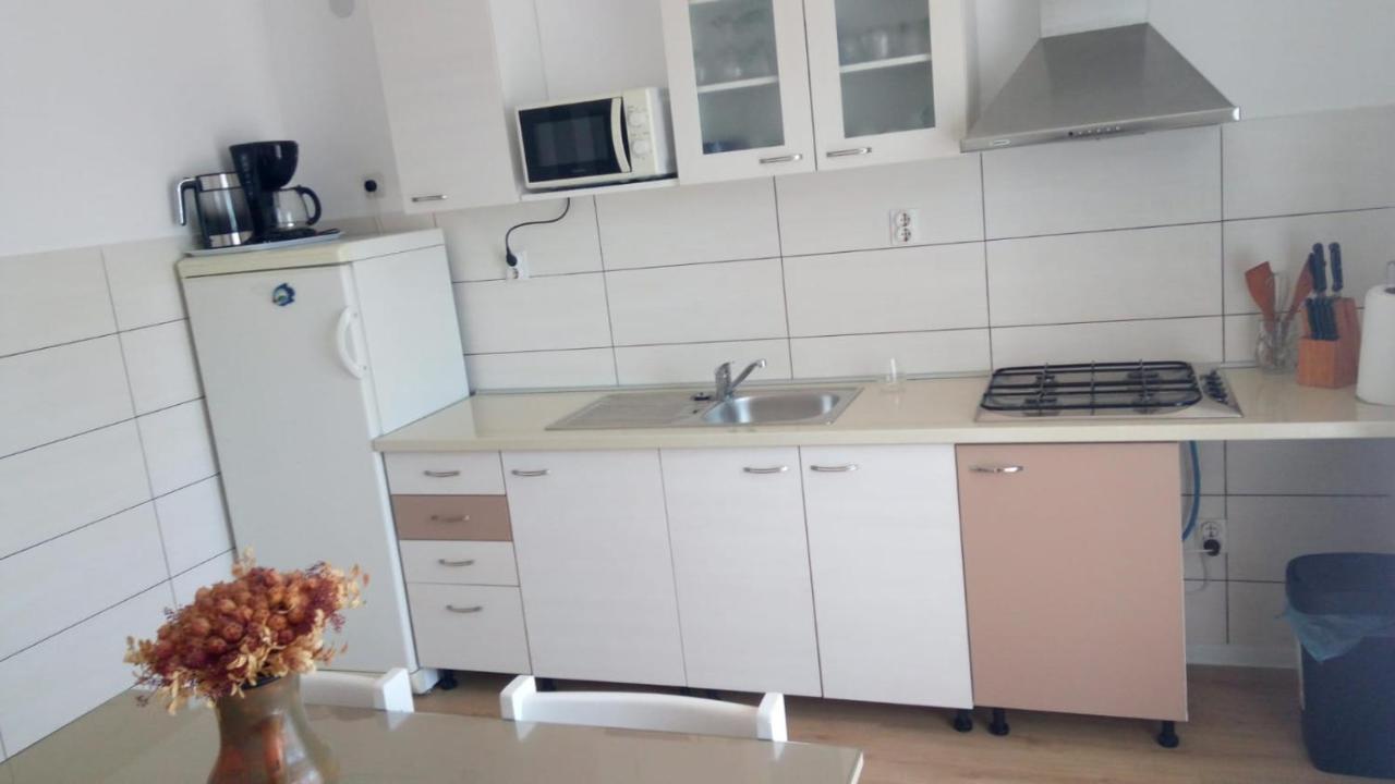 Apartments Ghedas ポレッチ エクステリア 写真