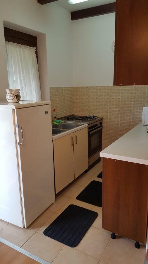Apartments Ghedas ポレッチ エクステリア 写真